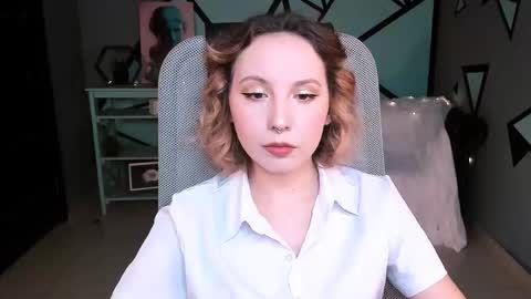 Snapshot of jasminemilko chatting on 09.25.25 Jasmine online show from 09.25.25