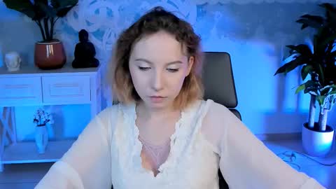 Snapshot of jasminemilko chatting on 10.23.25 Jasmine online show from 10.23.25