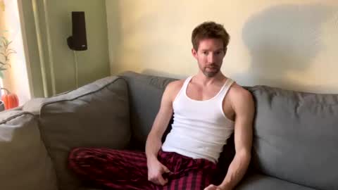 Snapshot of jasonberg29 chatting on 12.28.24 Jason online show from 12.28.24