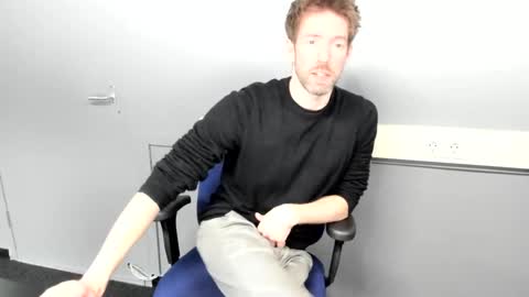 Snapshot of jasonberg29 chatting on 02.10.25 Jason online show from 02.10.25