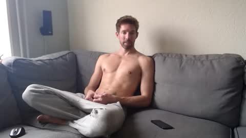 Snapshot of jasonberg29 chatting on 10.12.25 Jason online show from 10.12.25