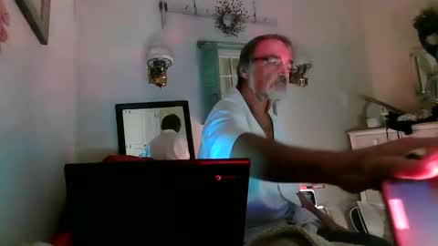 Jason online show from 11.18.25