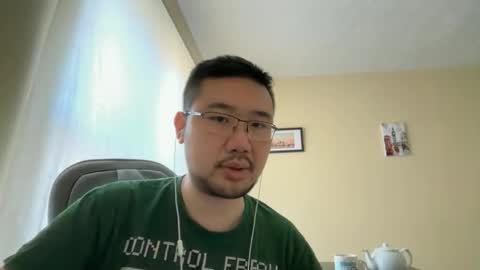 Snapshot of jasonryu2025 chatting on 03.18.26 Jason Ryu online show from 03.18.26