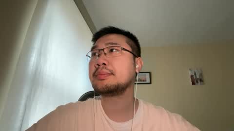 Snapshot of jasonryu2025 chatting on 04.15.26 Jason Ryu online show from 04.15.26