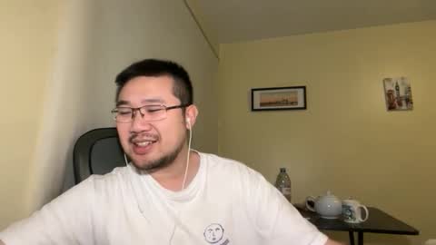 Snapshot of jasonryu2025 chatting on 04.15.26 Jason Ryu online show from 04.15.26