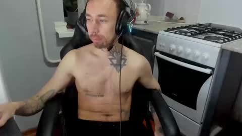 Snapshot of jasonwaker chatting on 12.12.24 jasonwaker online show from 12.12.24