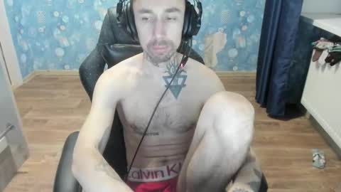 Snapshot of jasonwaker chatting on 12.05.25 jasonwaker online show from 12.05.25