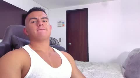 JBrooksXx online show from 03.10.25