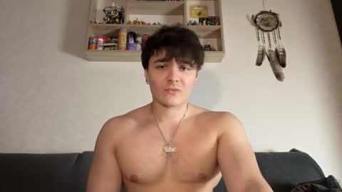 Snapshot of jastinpet chatting on 10.03.25 jastinpet online show from 10.03.25