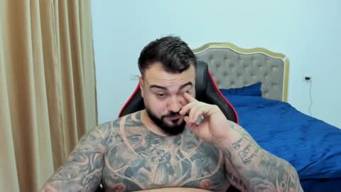 Snapshot of javicute4u chatting on 12.16.24 Javi online show from 12.16.24