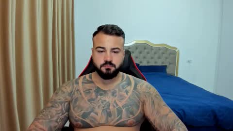 Snapshot of javicute4u chatting on 10.06.25 Javi online show from 10.06.25