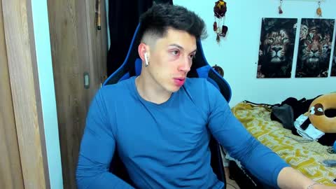 Javier online show from 12.23.24