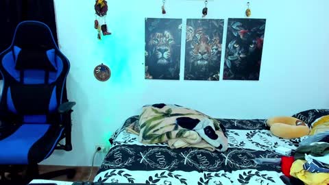 Javier online show from 01.30.25