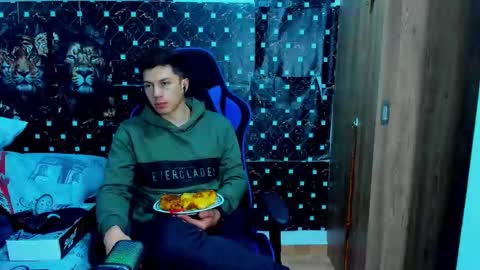 Javier online show from 12.17.25