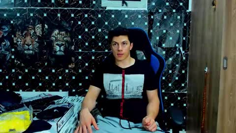 Snapshot of javiersexymann chatting on 03.13.26 Javier online show from 03.13.26