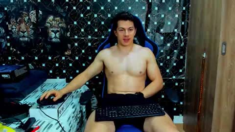 Snapshot of javiersexymann chatting on 03.27.26 Javier online show from 03.27.26