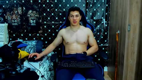 Snapshot of javiersexymann chatting on 04.17.26 Javier online show from 04.17.26