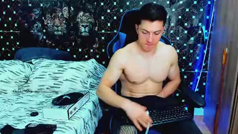 Snapshot of javiersexymann chatting on 07.01.26 Javier online show from 07.01.26
