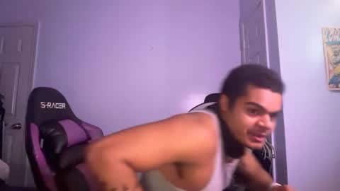 Snapshot of javiricorich chatting on 10.19.25 javiSdick online show from 10.19.25