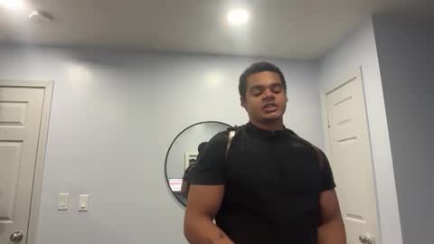 Snapshot of javiricorich chatting on 10.22.25 javiSdick online show from 10.22.25