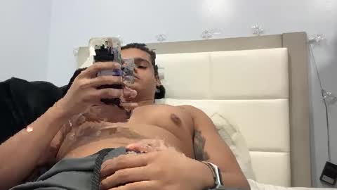 Snapshot of javiricorich chatting on 01.07.26 javiSdick online show from 01.07.26