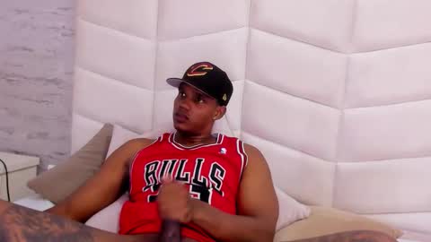 jax black online show from 11.12.25