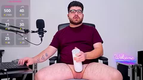 Snapshot of jax_luna chatting on 01.07.25 Jax Luna online show from 01.07.25