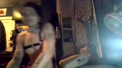 Snapshot of jax_skyfallin chatting on 12.02.24 jaxxx666 online show from 12.02.24