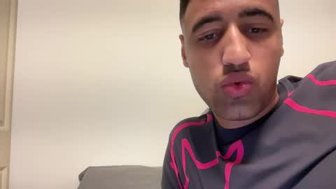 Snapshot of jay699510854 chatting on 01.25.25 jay699510854 online show from 01.25.25