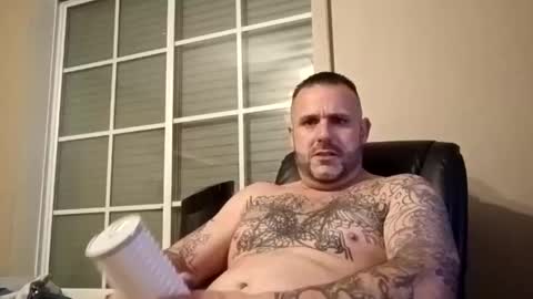 jay_banks0420 online show from 10.14.25