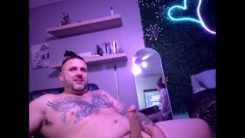 jay_banks0420 online show from 02.25.26