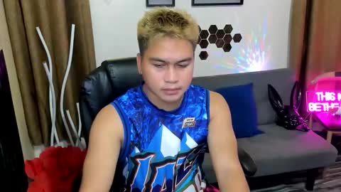 JL online show from 10.04.25