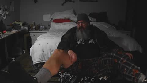 Grand Zaddy or Jay its casual online show from 02.28.25