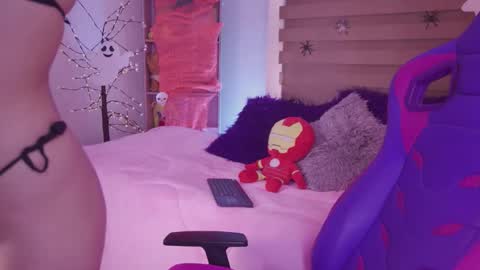 Snapshot of jayden_cournikovaa chatting on 10.22.25 Jayen online show from 10.22.25