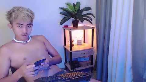 jaysee_hugecox online show from 05.03.26