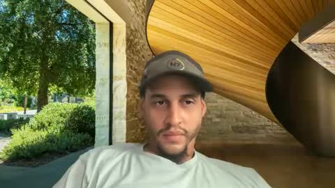 Snapshot of jaysmooth84 chatting on 11.27.25 Jay online show from 11.27.25