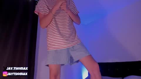 Snapshot of jaythomax chatting on 12.21.24 jaythomax online show from 12.21.24