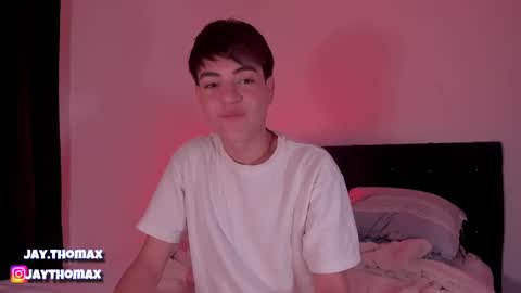 Snapshot of jaythomax chatting on 12.22.24 jaythomax online show from 12.22.24