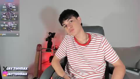 Snapshot of jaythomax chatting on 02.07.25 jaythomax online show from 02.07.25