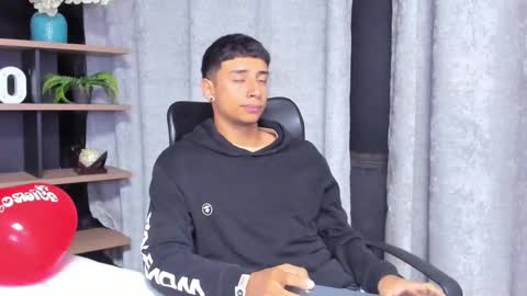 jaze_bradley online show from 02.24.25