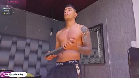 jaze_bradley online show from 11.14.25