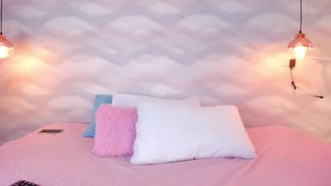 JAZLIN ANGELS online show from 11.26.25