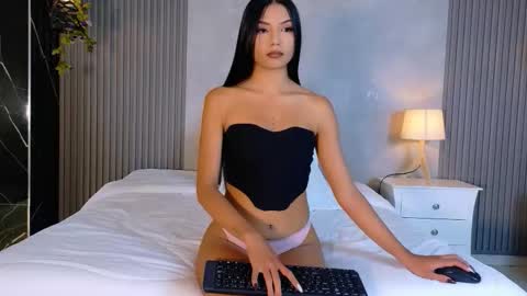 jazmiin_evans online show from 03.20.26