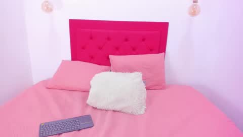 Snapshot of jazmin_lewiss chatting on 01.08.25 Jazmin Lewiss online show from 01.08.25