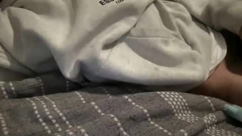 Snapshot of jbloxs chatting on 09.11.25 Royal Family online show from 09.11.25