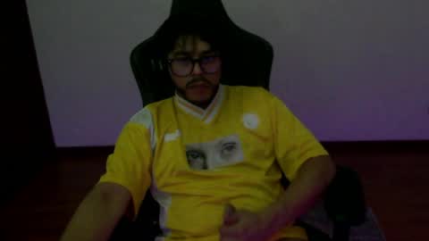 Snapshot of jbx6x9 chatting on 05.11.26 NiceD online show from 05.11.26