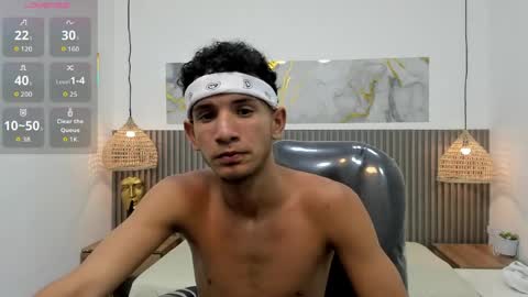 jdwhite18 online show from 04.10.26