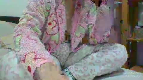 EJ Melody online show from 02.09.25