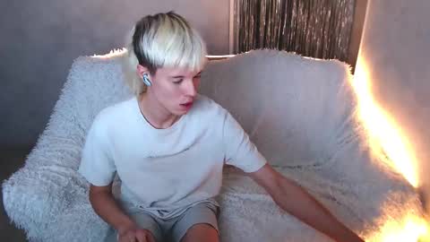 Snapshot of jealousangel chatting on 11.17.25 Angel online show from 11.17.25