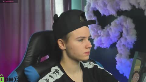 jean_wilsons online show from 10.02.25